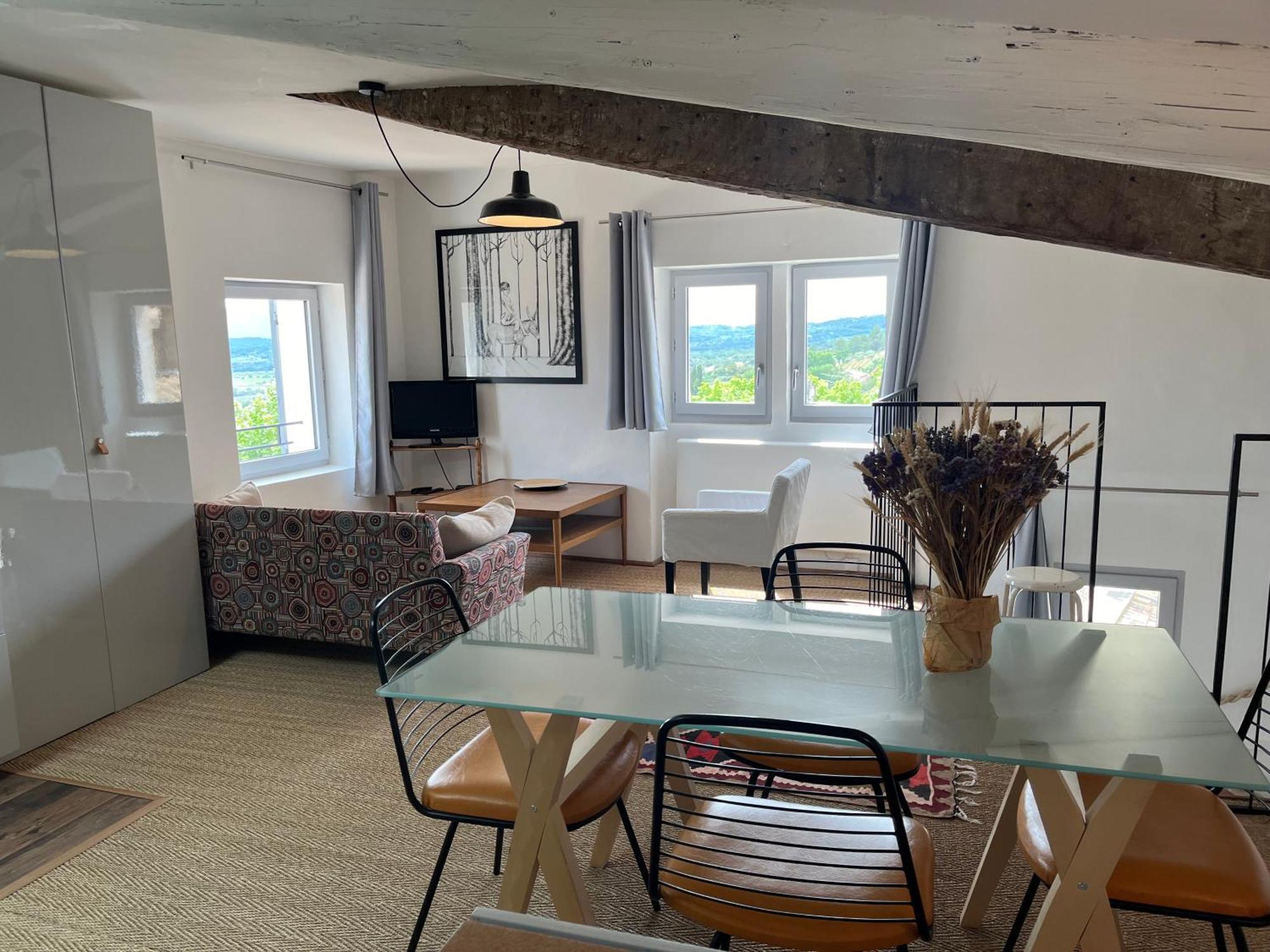 Lovely Views In Secret Provence Apartment Joucas